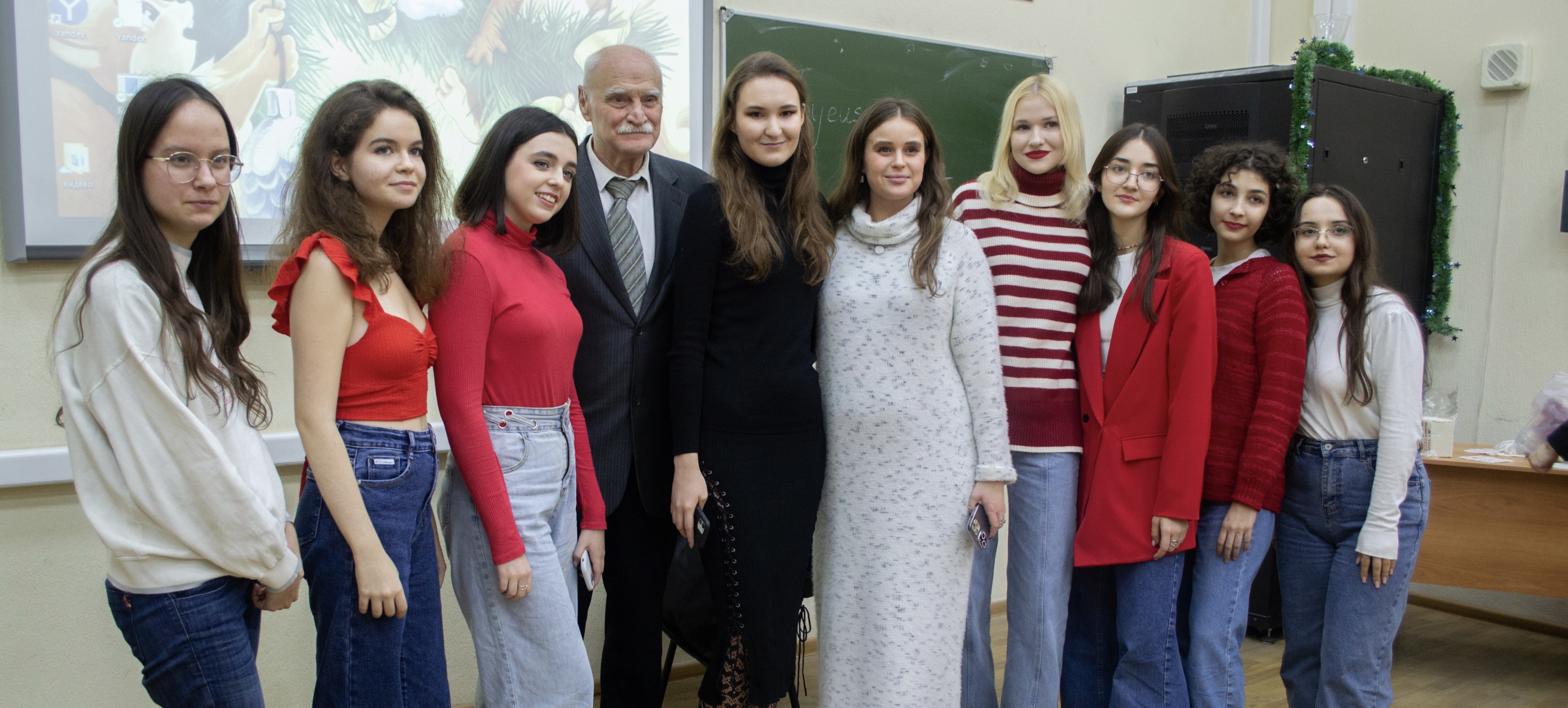 Vive le vent d’hiver: в ЮФУ рассказали и показали, как празднуют католическое Рождество во Франции 